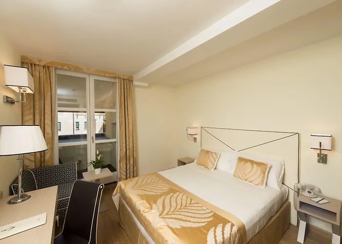 Hotel Grand 5*