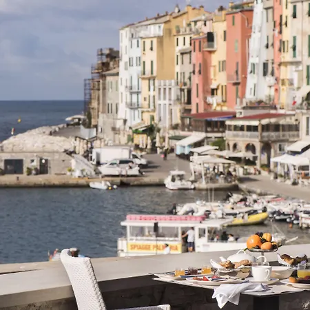 Hotel Grand Porto Venere